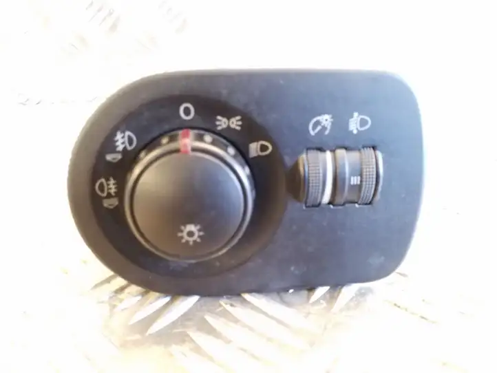 Seat Leon (1P) (2005 - 2012) 1P1941431B Включатель фонарей — фото 1