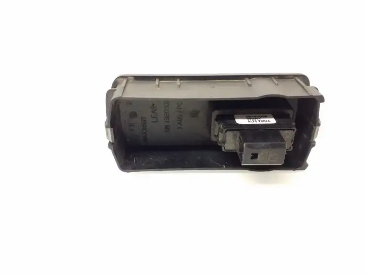 Opel Vectra C (2002 - 2005) 13203022 Кнопка стеклоподъемников — фото 3