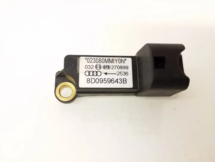 Audi A4 S4 B6 8E 8H (2000 - 2006) 8D0959643B Датчик удара SRS — фото 1