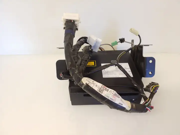 Mazda 5 (2005 - 2010) CC33668FX Магнитола / мультимедийная система — фото 3