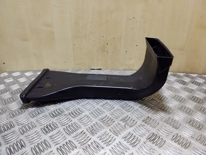 Tesla Model S   100828100E Воздуховоды