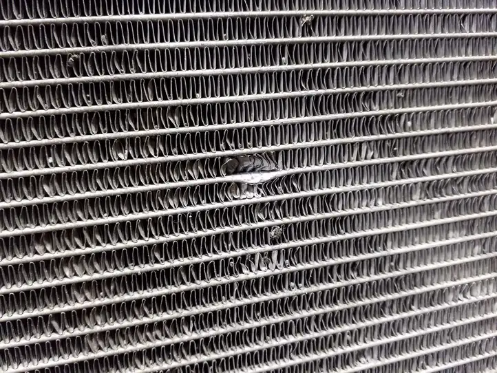 Tesla Model S (2016 - 2021) 6007613 Радиатор кондиционера — фото 4
