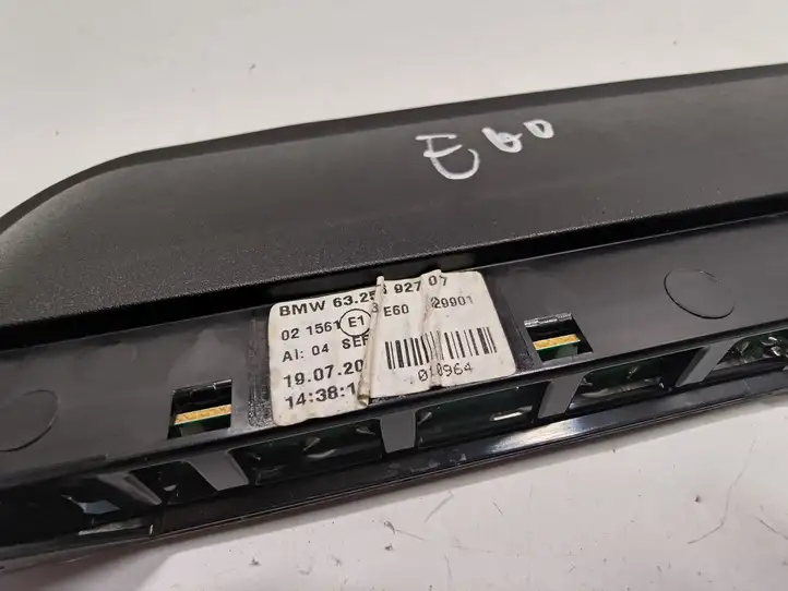 BMW 5 E60 E61 (2004 - 2010) 63256927017 Дополнительный стоп фонарь — фото 3