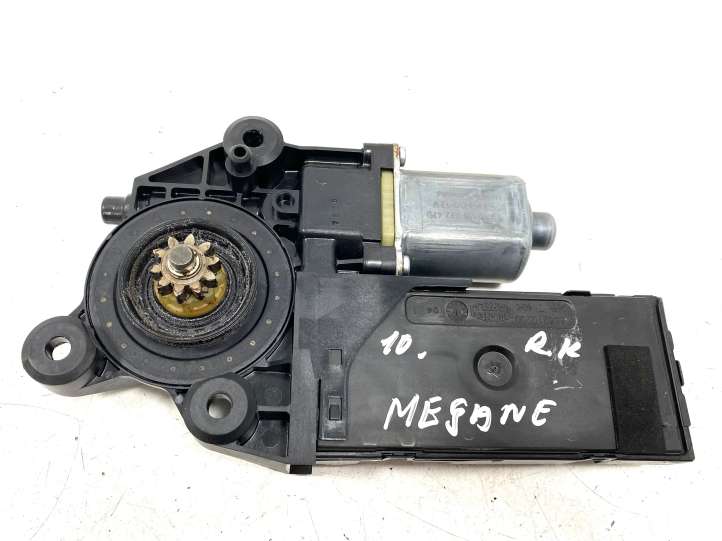 807310004R Renault Megane III Priekinis varikliukas langų pakėlėjo