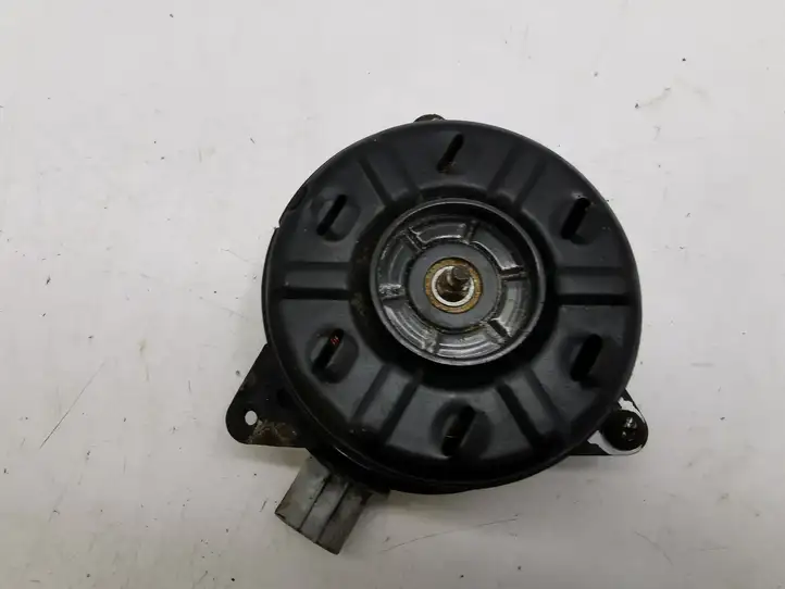 Toyota Avensis T250 (2003 - 2006)  1680009760 Электрический вентилятор радиаторов