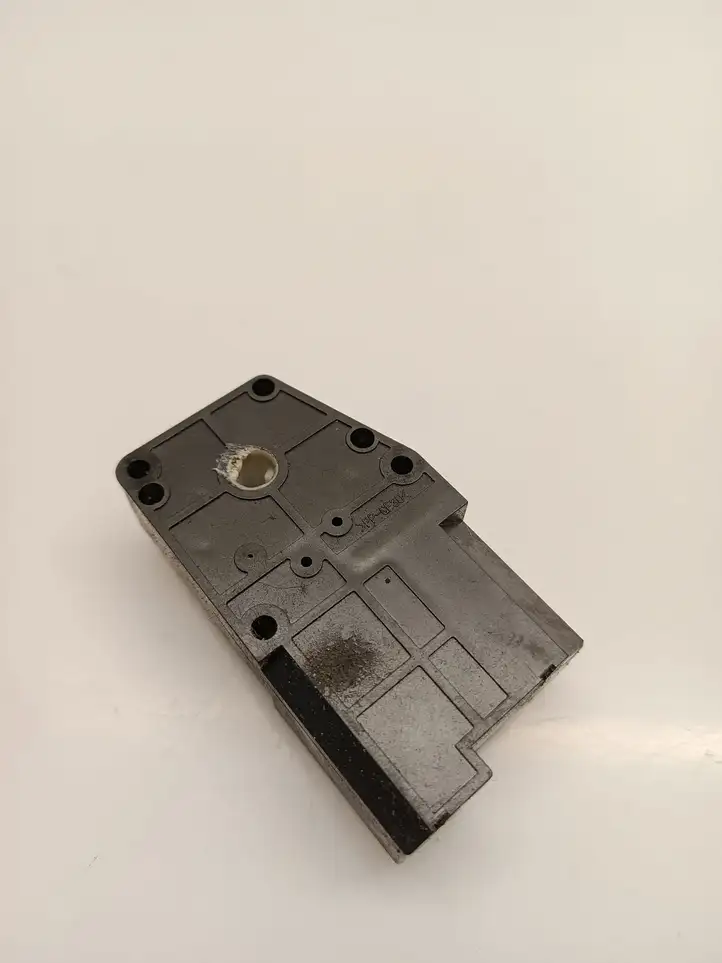 Subaru Forester SG (2003 - 2005) 5027522360 Двигатель задвижки потока воздуха — фото 2