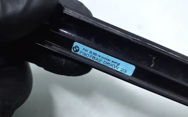 BMW 3 F30 F35 F31 (2012 - 2018) 7307842 Облицовка заднего бокового стекла — фото 2