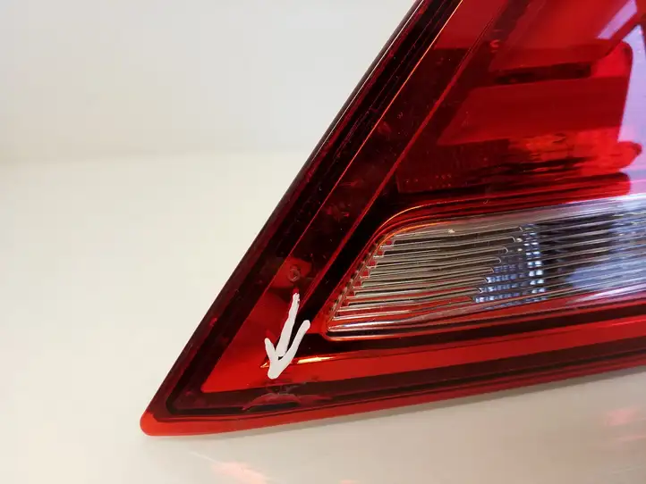 BMW X4 F26 (2014 - 2017) F03565000 Задний фонарь в крышке багажника — фото 5