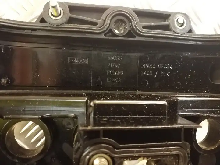 Ford B-MAX (2012 - 2018) C1BG6007BE Крышка головки блока цилиндров — фото 3