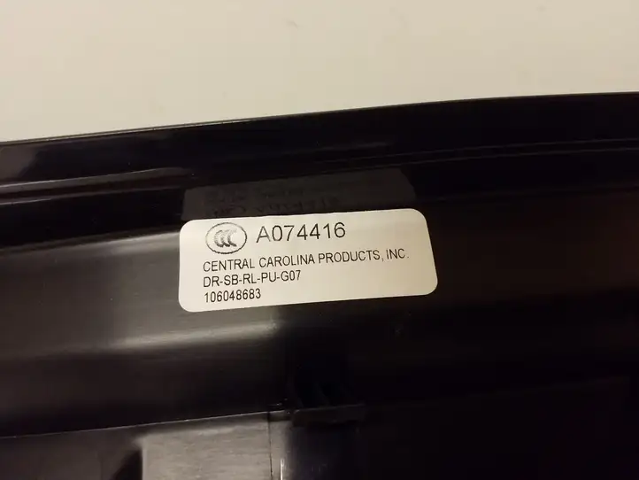 BMW X7 G07 (2018 - ) 5135748683C Накладка стекла задней двери — фото 4