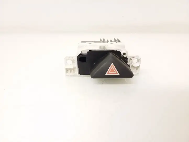 Ford Focus (1998 - 2004) 98AG13A350AE Включатель аварийных фонарей — фото 1