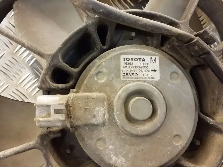 Toyota Corolla Verso E121 (2004 - 2007) V3DT1227508862 Комплект вентиляторов системы охлаждения — фото 2