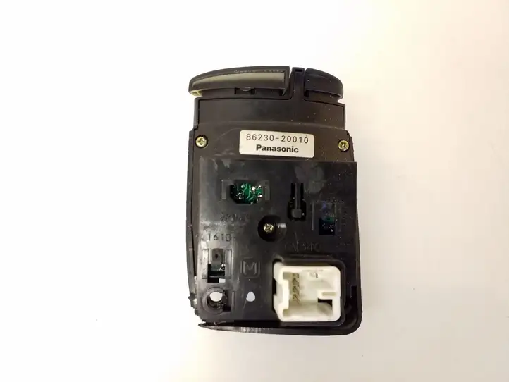 Toyota Avensis T220 (2000 - 2003) 8623020010 Кнопки на рулевом колесе — фото 3