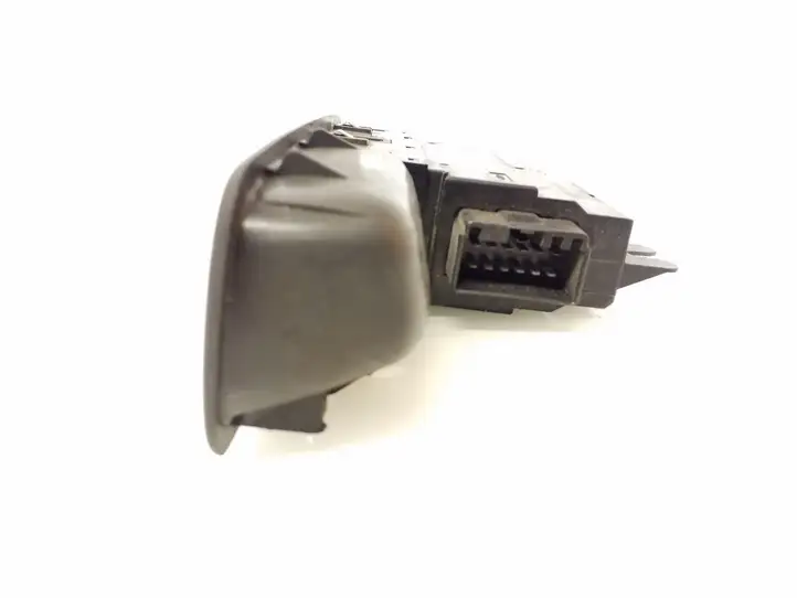 Volvo S80 (1998 - 2004) 8682950 Кнопка стеклоподъемников — фото 2