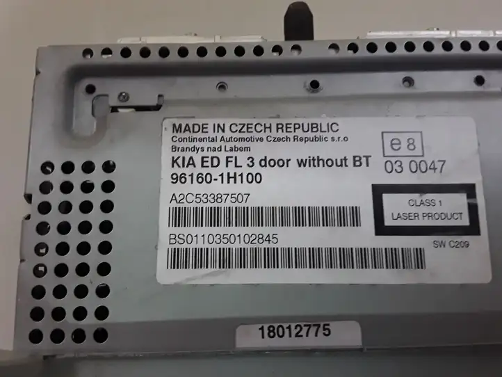 Kia Ceed (2010 - 2012) 961601H100 Магнитола / мультимедийная система — фото 4