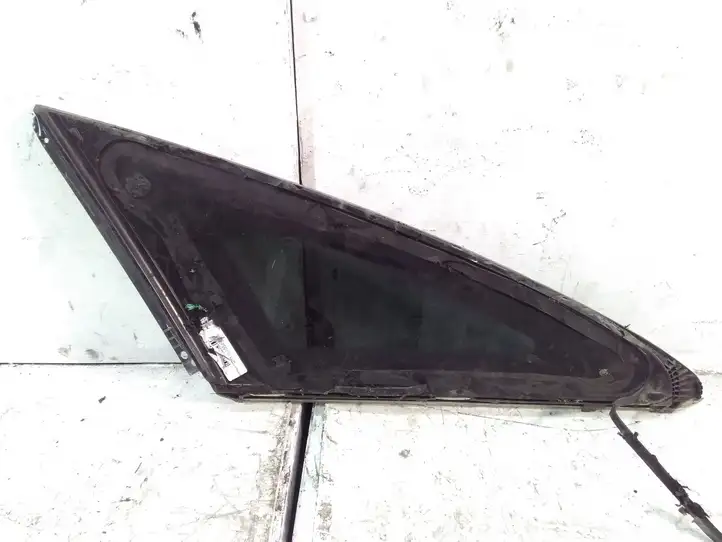 Mercedes-Benz CLA C117,X117,W117 (2013 - 2019) Заднее боковое стекло — фото 2