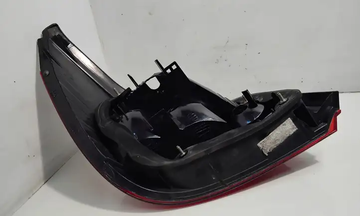 BMW 5 E60 E61 (2004 - 2010) 7165738 Задний фонарь в кузове — фото 3