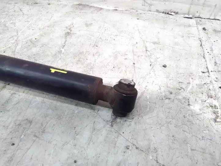Mercedes-Benz CLA C117,X117,W117 (2013 - 2019) A2043260598 Задний aмортизатор — фото 4