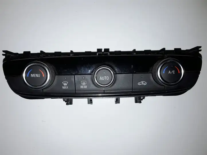 Opel Crossland X (2017 - 2020) 98221492YX Блок управления климат-контролем — фото 1