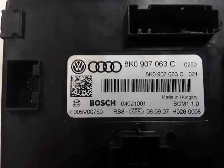 Audi A5 8T 8F (2007 - 2011) 8K0907063 Модуль комфорта — фото 3