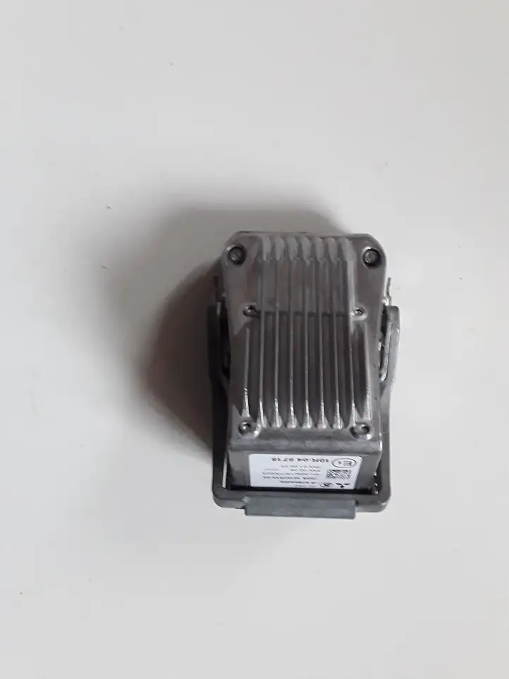 Mitsubishi L200 (2014 - 2018) 10R046715 Камера в лобовом стекле — фото 3