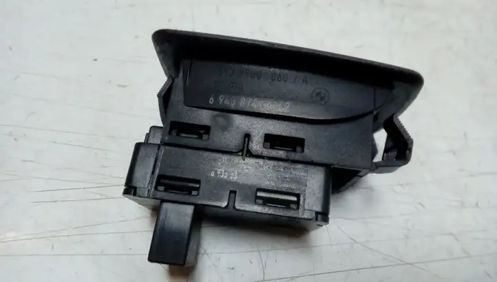 BMW X5 E70 (2006 - 2013) 6935534 Кнопка стеклоподъемников — фото 3
