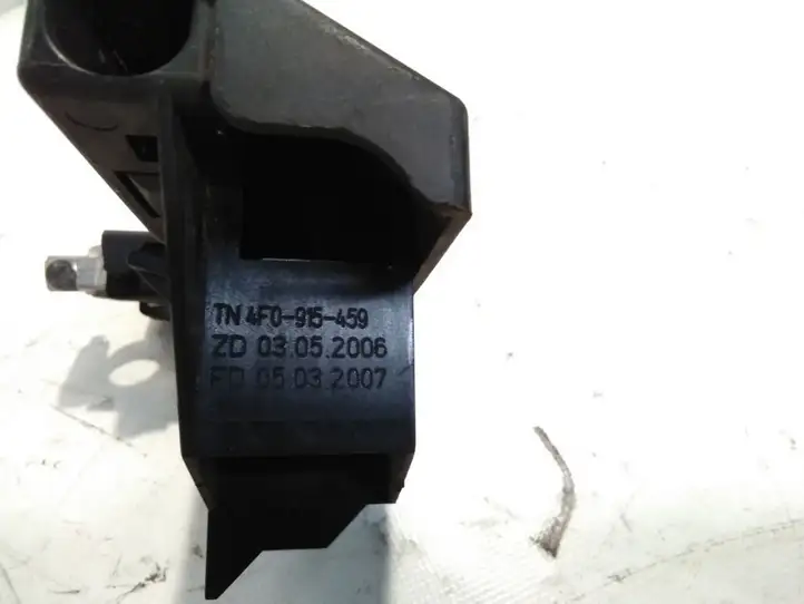 Audi A6 S6 C6 4F (2004 - 2008) 4F0915459 Плюсовой провод аккумулятора — фото 3