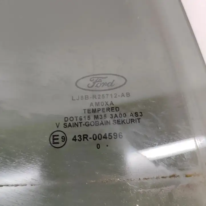Ford Mustang Mach-E (2020 - ) 43R004596 Стекло задней двери — фото 5
