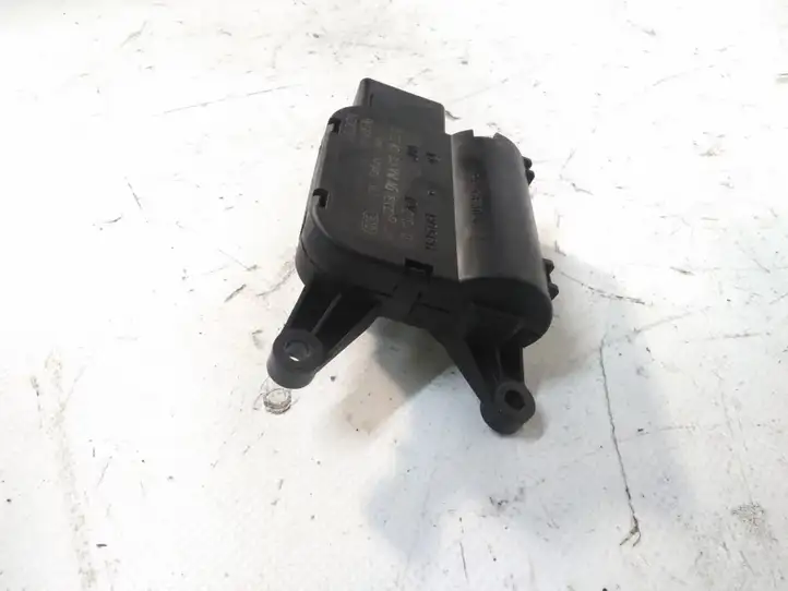Volkswagen PASSAT CC (2008 - 2012) 1K0907511 Двигатель задвижки потока воздуха — фото 3