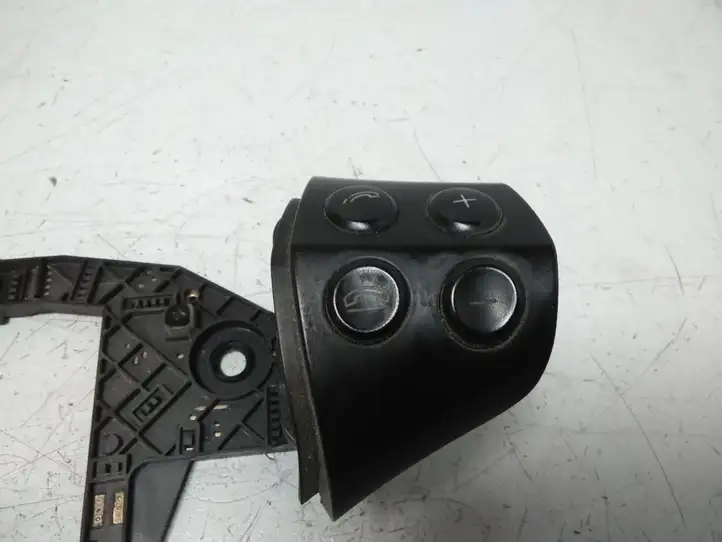 Mercedes-Benz A W169 (2004 - 2012) 1698207310 Кнопки на рулевом колесе — фото 4