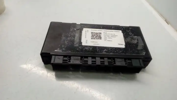 BMW 5 E60 E61 (2004 - 2010) 6135916720201 Модуль комфорта — фото 1