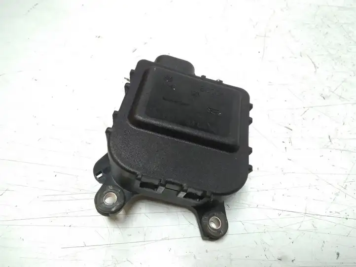 Volkswagen PASSAT B5.5 (2001 - 2005) 0132801149 Двигатель задвижки потока воздуха — фото 1