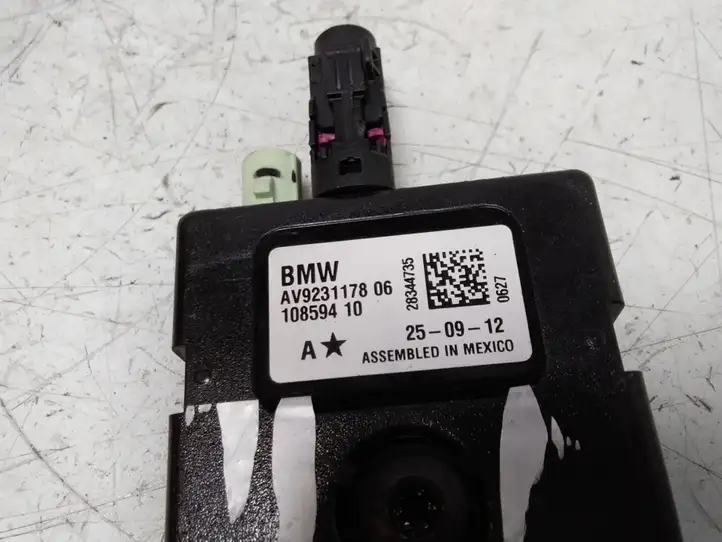 BMW 3 F30 F35 F31 (2012 - 2018) AV923117806 GPS антенна — фото 3