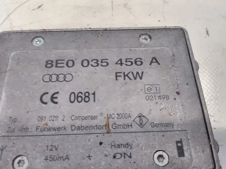 Audi A4 S4 B6 8E 8H (2000 - 2006) 8E0035456A Усилитель антенны — фото 3