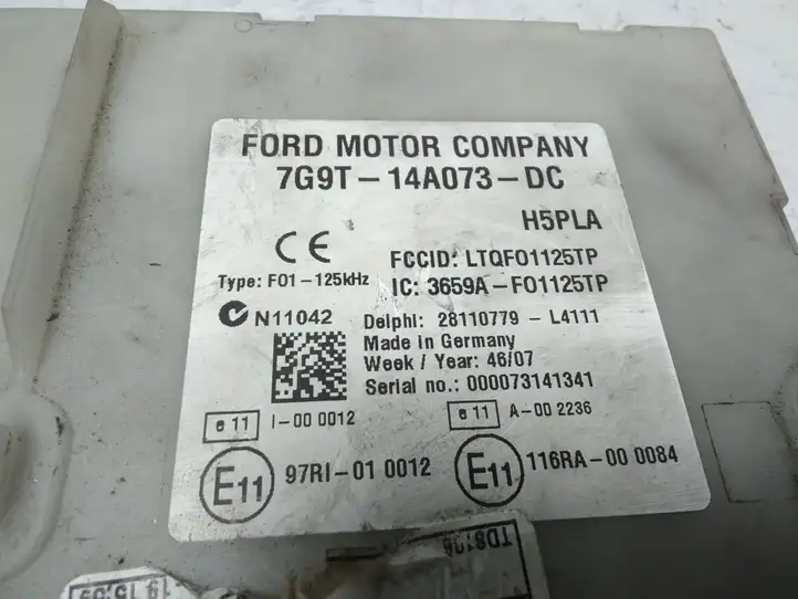 Ford Galaxy (2006 - 2010) 7G9T14A073DC Блок предохранителей — фото 4