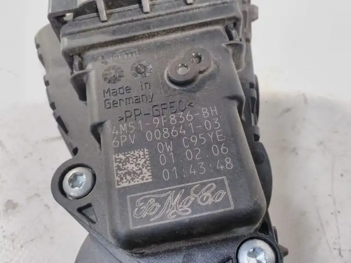 Ford Focus (2005 - 2008) 4M519F836BH Педаль акселератора — фото 4