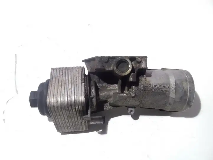 Audi A4 S4 B7 8E 8H (2004 - 2009) 045115389E Кронштейн масляного фильтра — фото 2