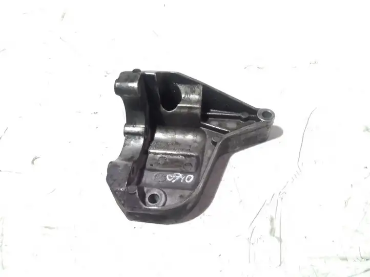 BMW 3 E90 E91 (2005 - 2012) 779445501 Кронштейн насоса ГУР — фото 1