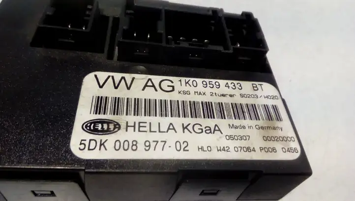 Skoda Octavia Mk2 (1Z) (2004 - 2013) 1K0959433BT Модуль комфорта — фото 3