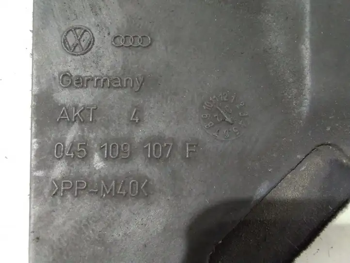 Volkswagen PASSAT B5.5 (2001 - 2005) 045109107F Защита ремня ГРМ — фото 3