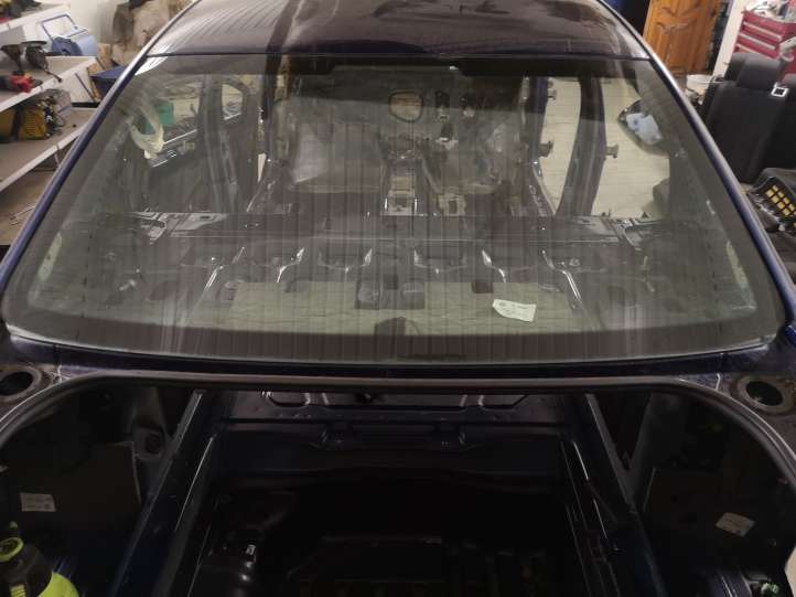 Volkswagen PASSAT B6 (2005 - 2010)   Заднее стекло