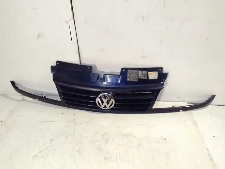 Volkswagen Sharan (2000 - 2003) 7M0853651 Верхняя решетка радиатора — фото 1