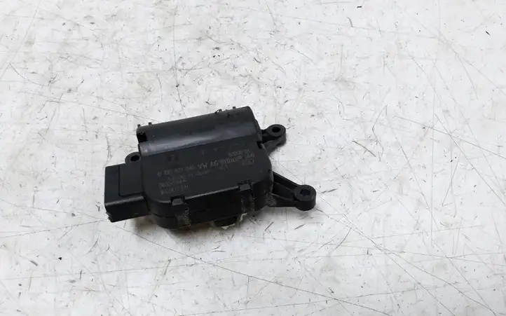 Seat Leon (1P) (2005 - 2012) 1K0907511 Двигатель задвижки потока воздуха — фото 1