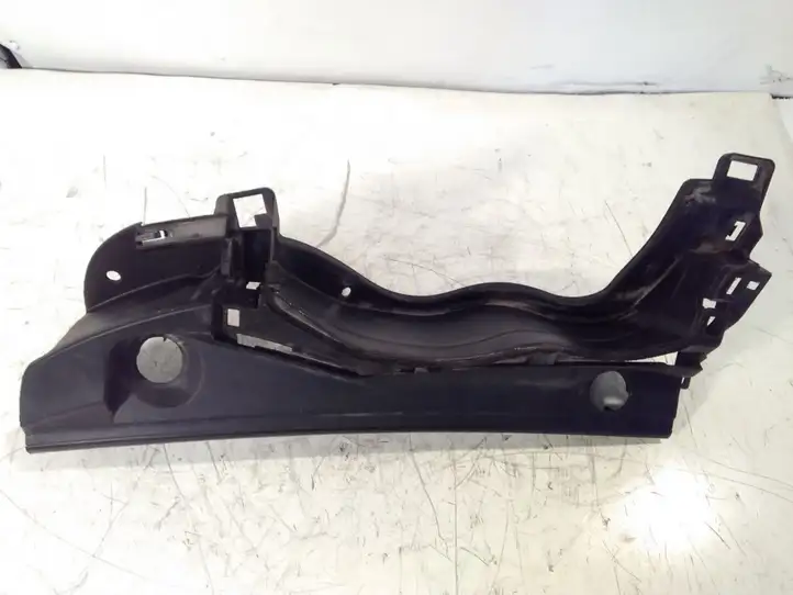 Toyota Yaris (2005 - 2009) 557820D100 Жабо стеклоочистителей — фото 1