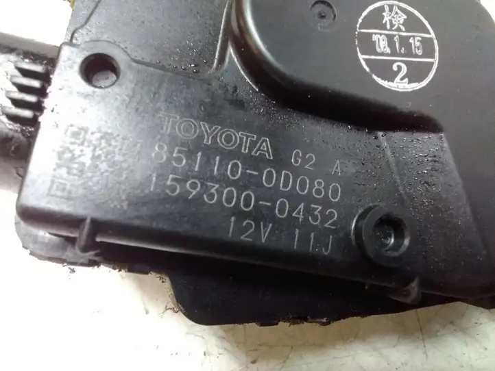 Toyota Yaris (2005 - 2009) 851100D080 Двигатель стеклоочистителей — фото 2