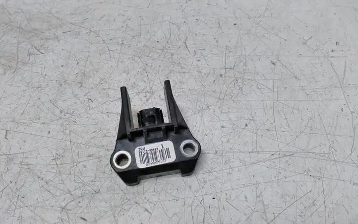 Toyota Yaris (2005 - 2009) 891730D020 Датчик удара SRS — фото 1