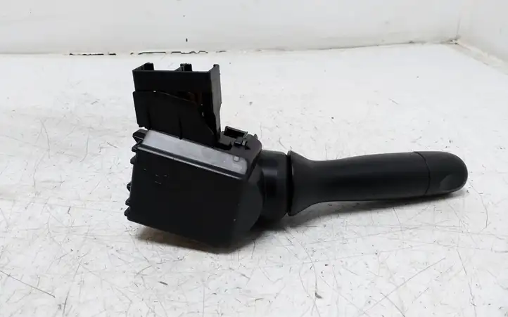Toyota Yaris (2005 - 2009) 17F003 Переключатель стеклоочистителей — фото 2