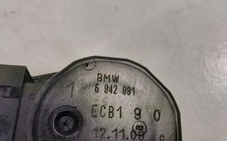 BMW 5 E60 E61 (2004 - 2010) 6942991 Двигатель задвижки потока воздуха — фото 4