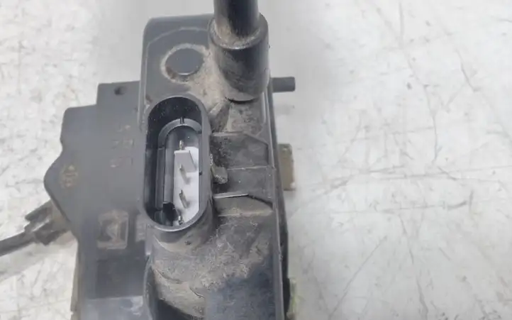 Nissan Primera (2001 - 2008) 250170 Замок задней двери — фото 4