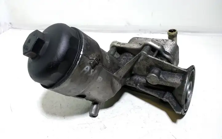 Opel Astra H (2004 - 2009) 8973729431 Кронштейн масляного фильтра — фото 2